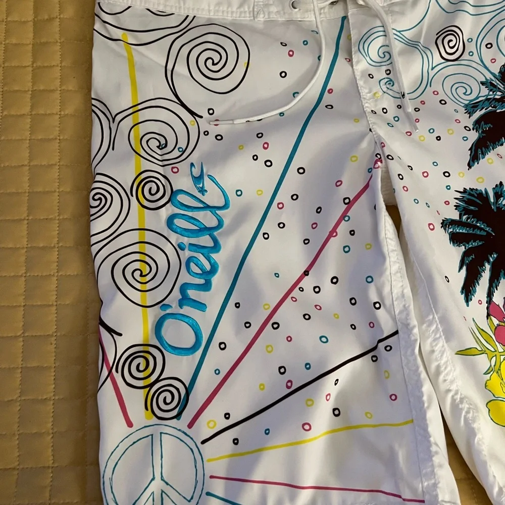 O'Neill Tropical Print Board Shorts-Ladies 7- Like new pre-owned “Vintage - Picture 3 of 7